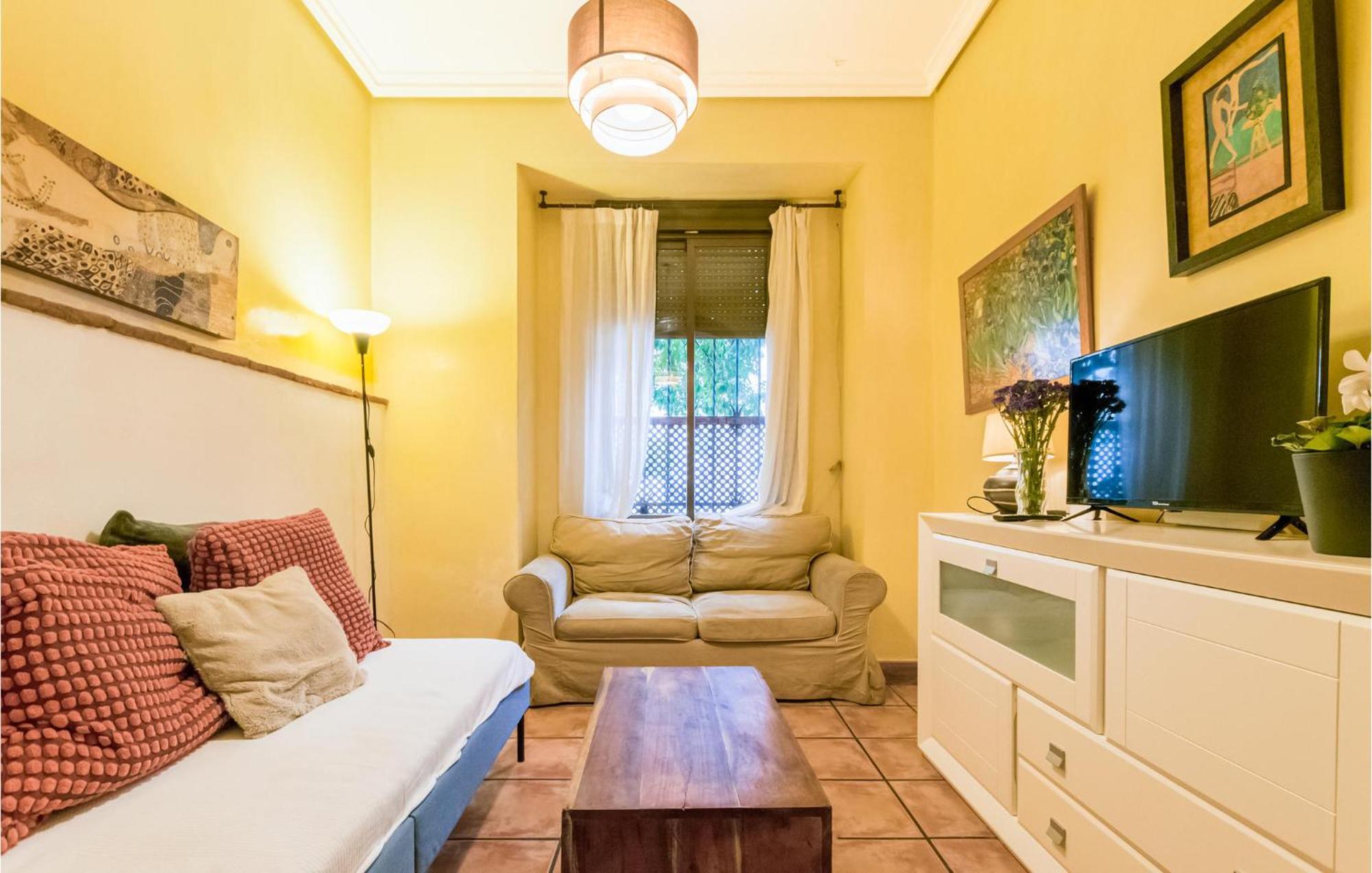 Lovely Apartment In Cordoba With Kitchen ภายนอก รูปภาพ