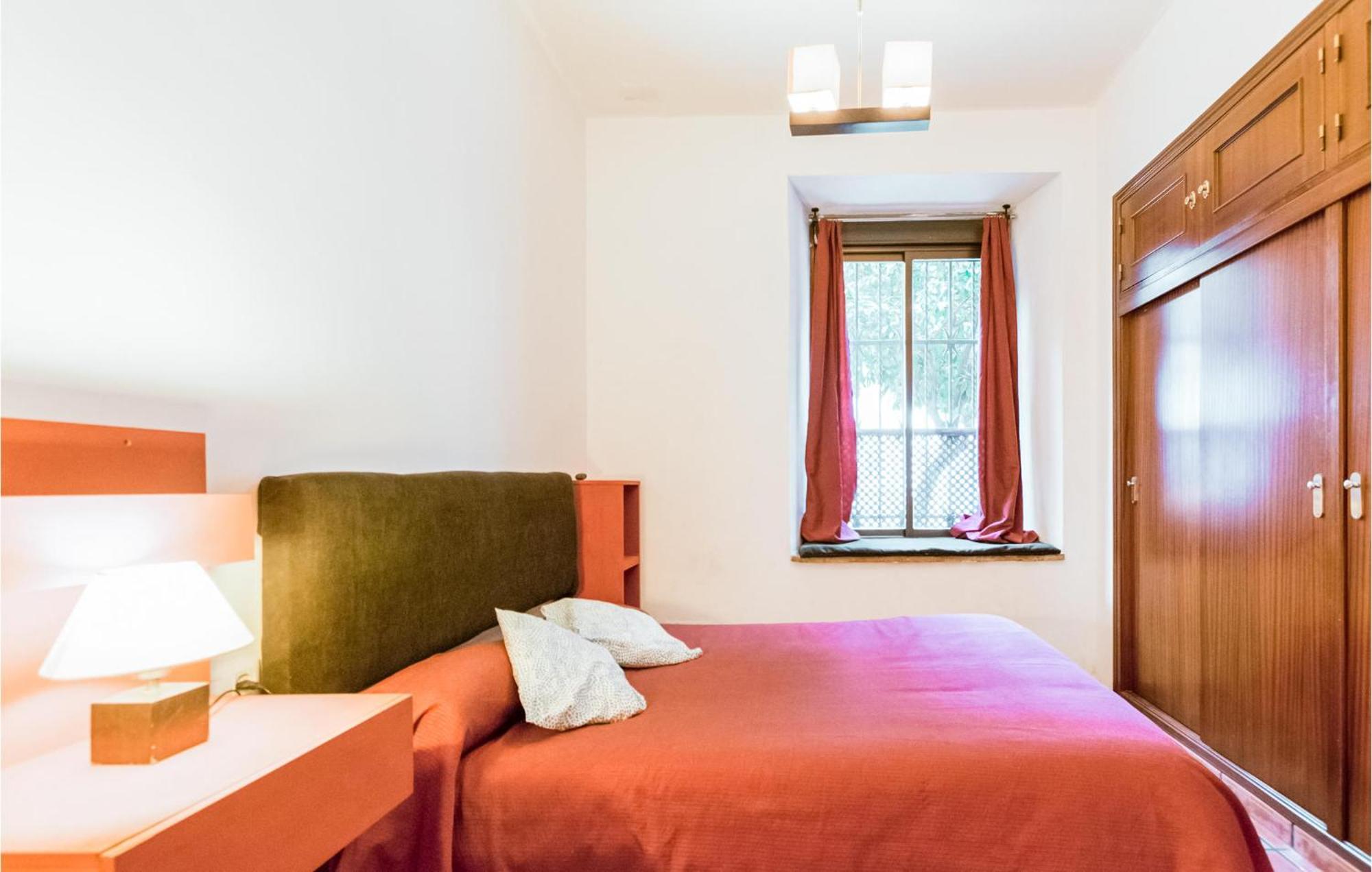 Lovely Apartment In Cordoba With Kitchen ภายนอก รูปภาพ