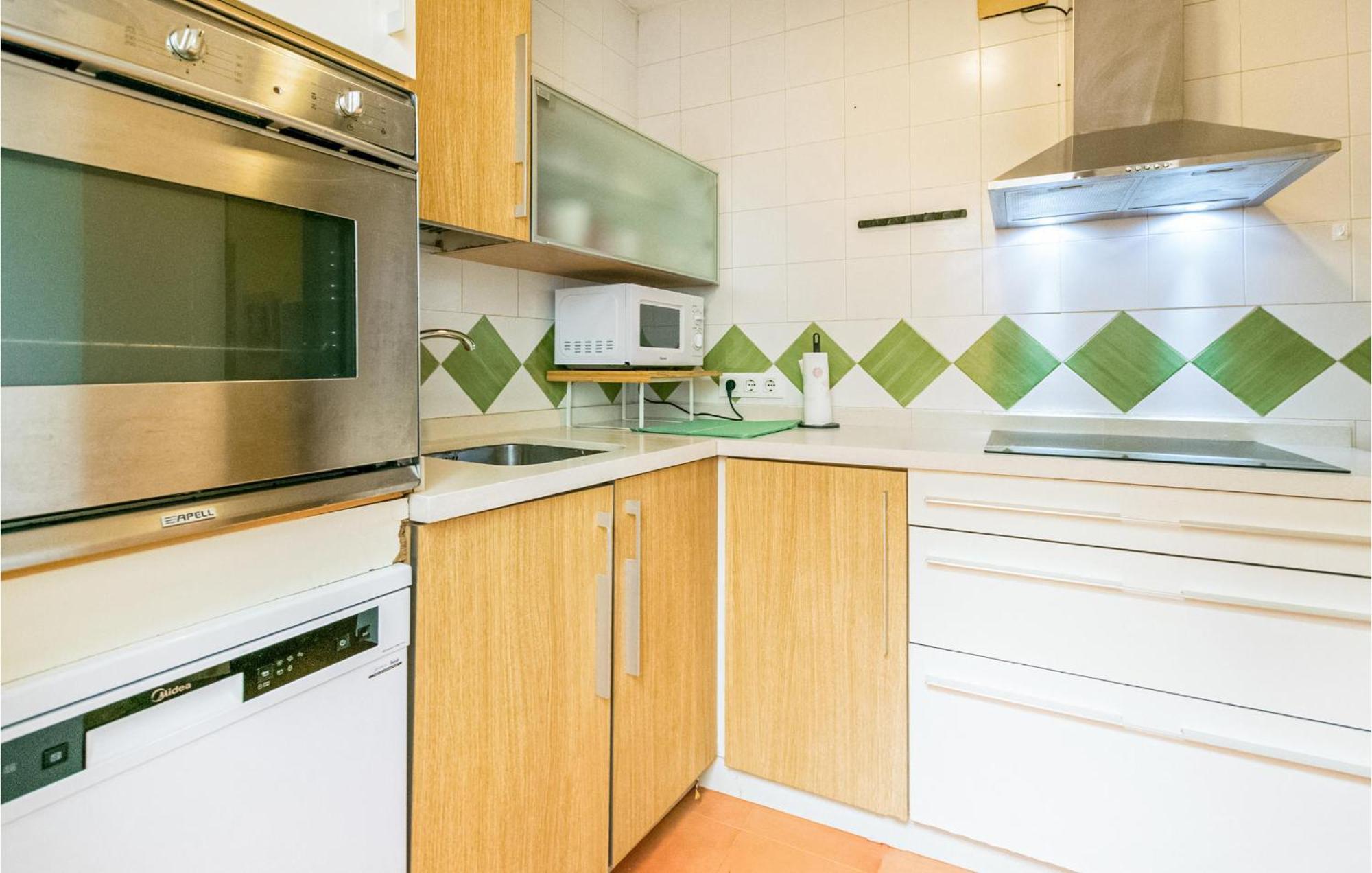 Lovely Apartment In Cordoba With Kitchen ภายนอก รูปภาพ